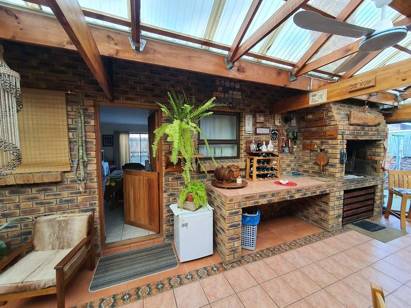 3 Bedroom Property for Sale in Gouritsmond Western Cape